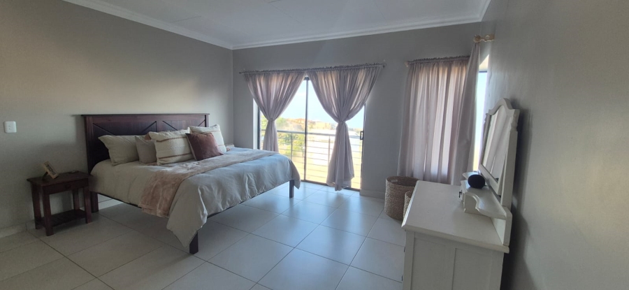 5 Bedroom Property for Sale in Dana Bay Western Cape